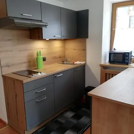 Waldegger Apartament *